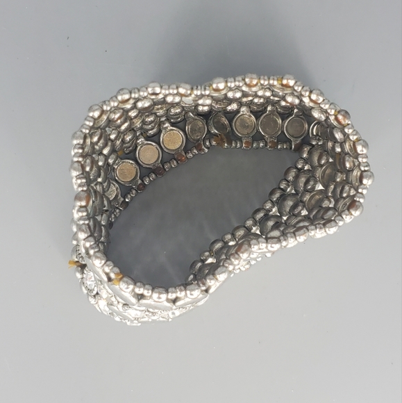 Silvertone Stretchy Bangle Style Rhinestone Bracelet - Picture 4 of 7